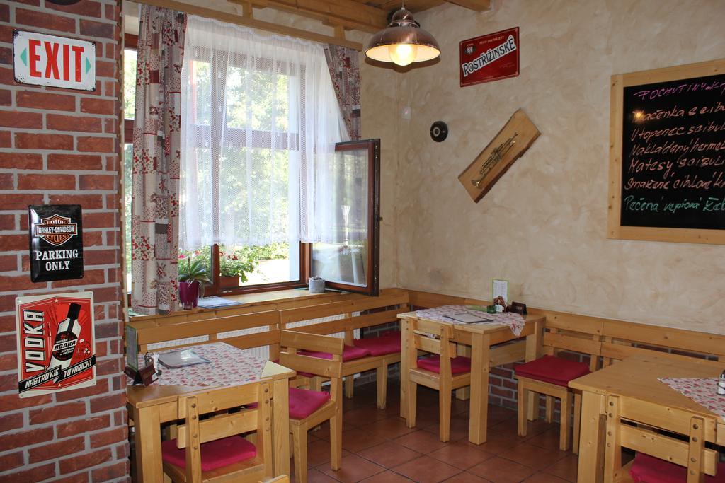 Penzion Na Hrazi Poděbrady Esterno foto