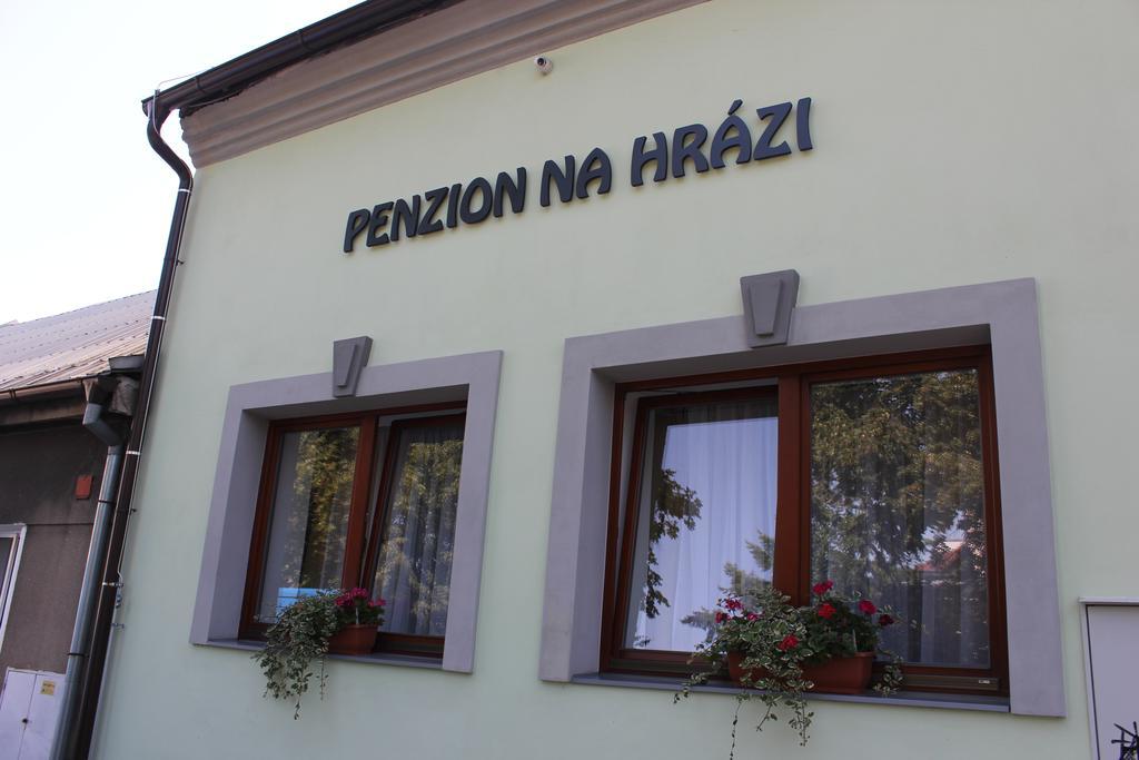 Penzion Na Hrazi Poděbrady Esterno foto
